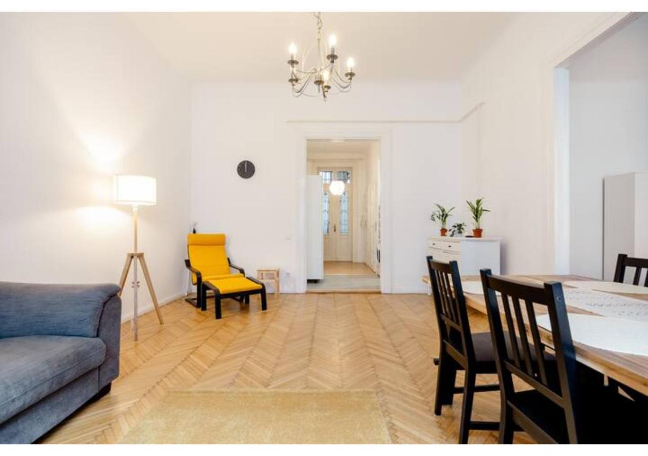 Apartamento Downtown With Balcony
